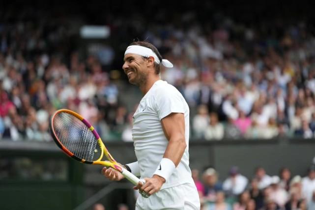 大满贯17连胜！纳达尔第10次进温网16强，与对手争吵，比赛中断13分钟