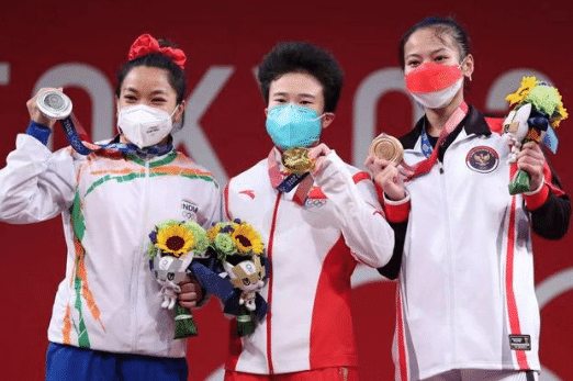 过分！印度媒体故意抹黑中国金牌得主侯志慧，瞬间被官方打脸