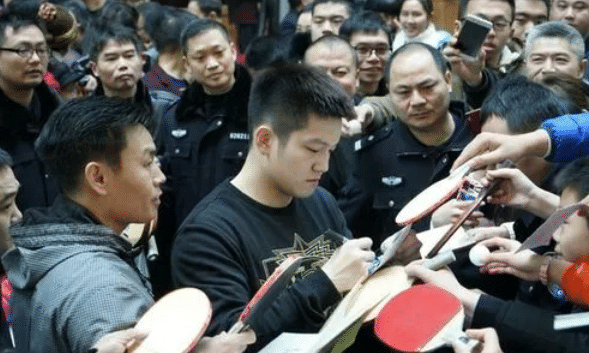 樊振东被侵犯有多严重？球迷解读：或毁掉职业生涯