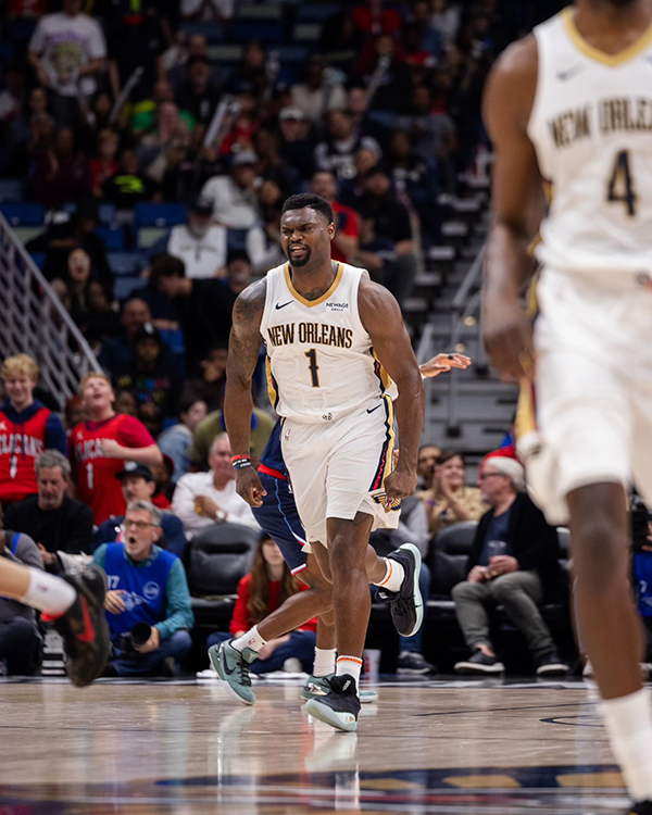 锡安22+12+10复仇快船豪取三双，奥胖质疑下放狠话：无人可挡