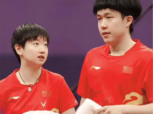 孙颖莎王楚钦逆转取胜 记者采访引争议