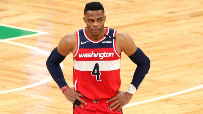 哈登昔日搭档状态下滑！韦少进攻效率不如90%球员，保罗两绝技退化