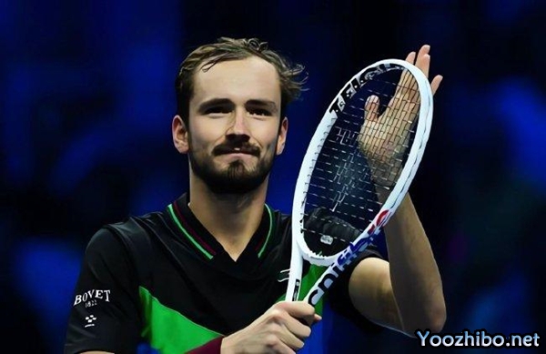 年终总决赛-梅德韦杰夫取得两连胜提前锁定红组一个出线资格