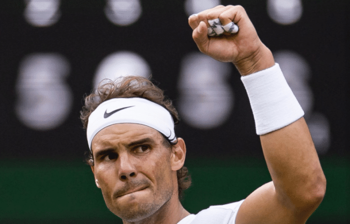 温网催泪一战！纳达尔血战261分钟：带伤挺进4强，疯狂19连胜