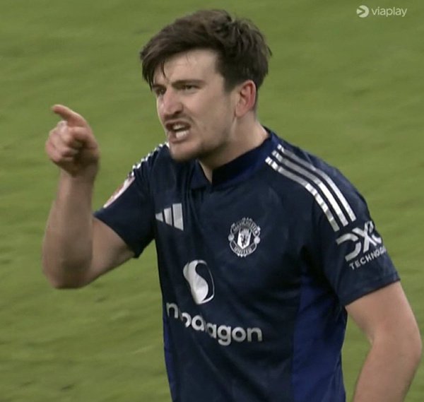 媒体盛赞马奎尔逆袭 曼联5000万节省获肯定