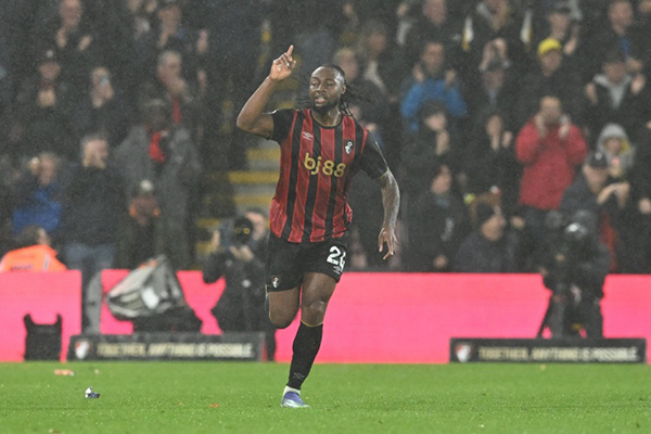 球探爆料：塞梅尼奥爆种引曼联热刺争抢，表现已超预期