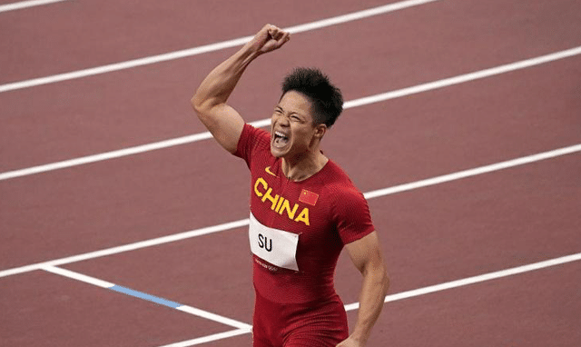 申诉严惩？欠苏炳添一个公道，美国队越线打人犯规让苏神留下遗憾