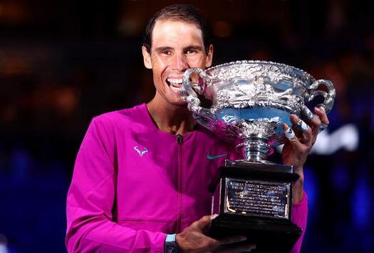 嘘声只会让德约更强！麦肯罗警告球迷！想让纳达尔赢就闭嘴