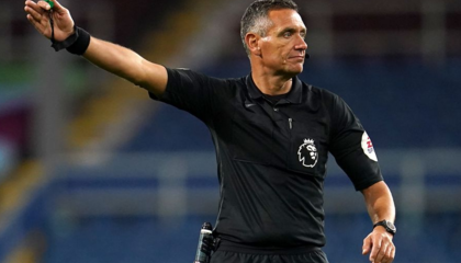 利兹联vs莱切斯特城裁判报告：马林纳执法，曾导演南安普敦0-9惨案