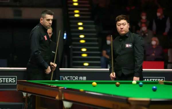 【德国大师赛战报】颜丙涛三杀塞尔比！赵心童5-1拿捏小特闯进半决赛！