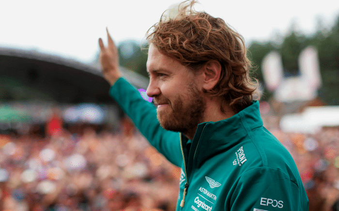 官宣！四届F1总冠军维特尔赛季后退役，车队老板挽留+送祝福