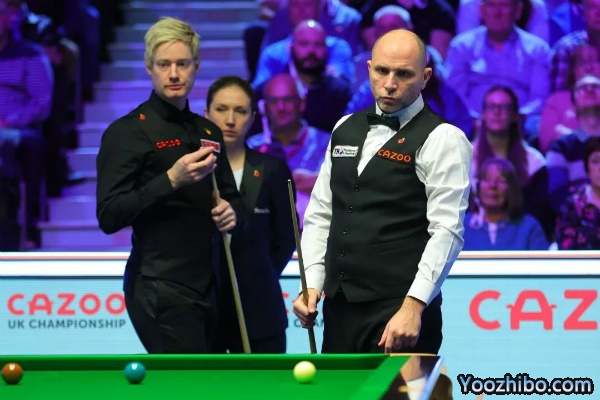 【战报】丁俊晖连胜5局6-3逆转霍金斯 罗伯逊希金斯止步首轮！