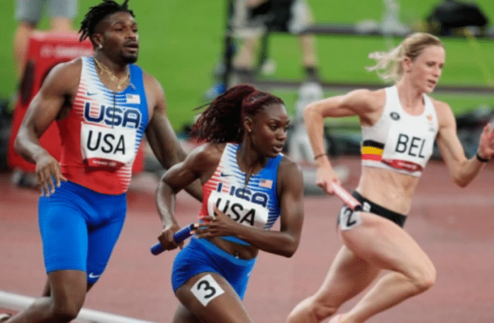 犯规却保送奥运决赛，美国队待遇真好！网友嘲讽：哄堂大孝