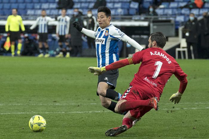 3-8！断崖！武磊创下2耻辱纪录，遭2国足队友完胜，2年神迹将终结