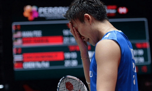 最惨巨星！桃田贤斗丢冠+两轮游，赛后言论令人动容，世锦赛悬了