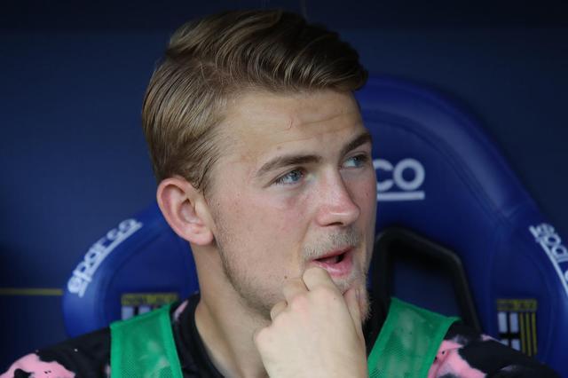 官方：德里赫特检测结果转阴，明将进入比赛名单