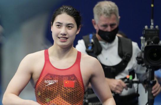 孙杨无缘，25岁张雨霏提拔赴任，亮相新岗位，联手姚明太惊喜