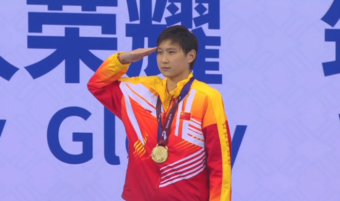 泯然众人！王简嘉禾怎么了？女版孙杨年仅19岁，被传退役后辟谣