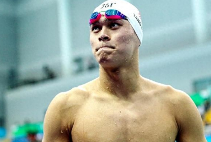 唏嘘！孙杨节目中失声痛哭：提起过去瞬间破防，妻子暖心安慰