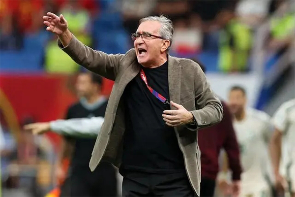 伊万争取留任国足，足协本周面谈新帅候选