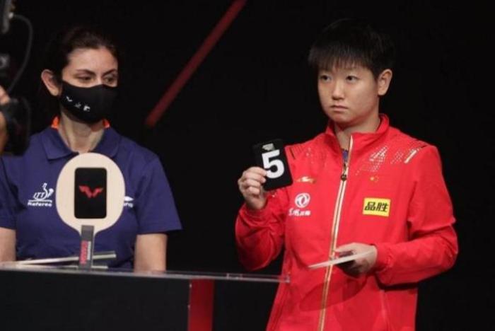 下下签，孙颖莎分区再遇最强对手，谁注意邱贻可应对，莎莎练吐了