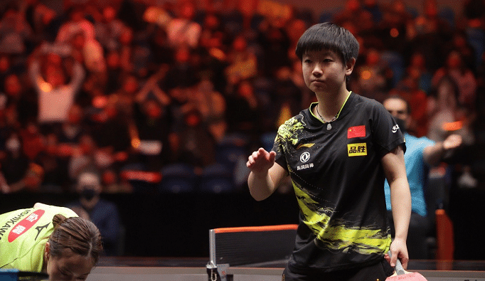 梁靖崑当陪练！孙颖莎有望连续三届大赛夺冠，彻底攻克软肋