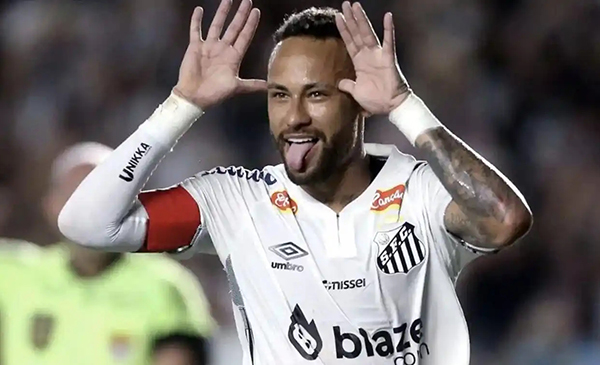 巴萨划硬杠！内马尔回归先在桑托斯进15球，重铸巅峰才放行