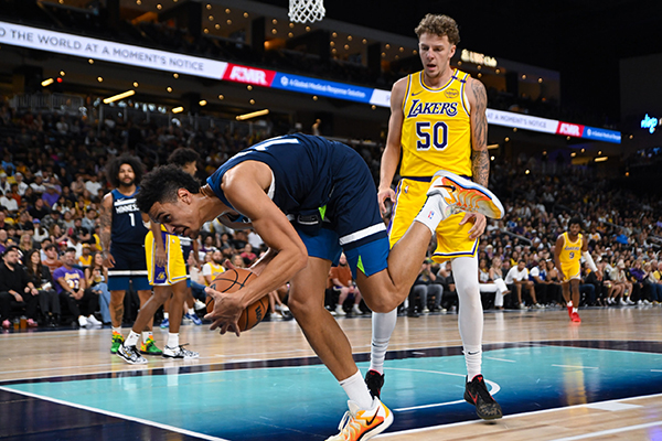 莱夫利、克莱伯骨折，独行侠果断一裁一签，2米13新援成救星？