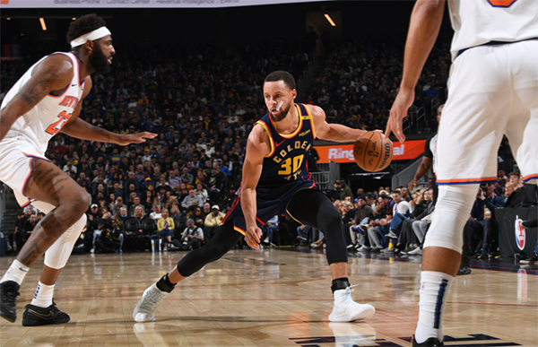 库里助攻超马布里，勇士7连胜双杀尼克斯紧逼湖人