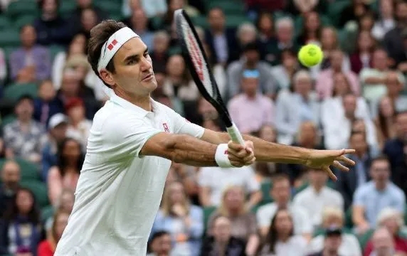 费德勒幸运赢球，张之臻五盘惜败，朱琳逆转晋级，小威因伤退赛