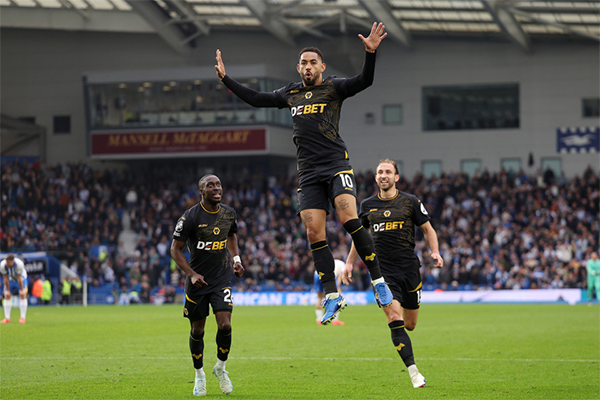 英超垫底队大逆袭：6分钟2球，补时1防4创造绝平神话