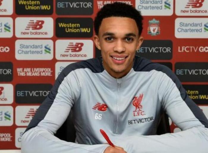 电讯报记者: 阿诺德可能落选欧洲杯大名单