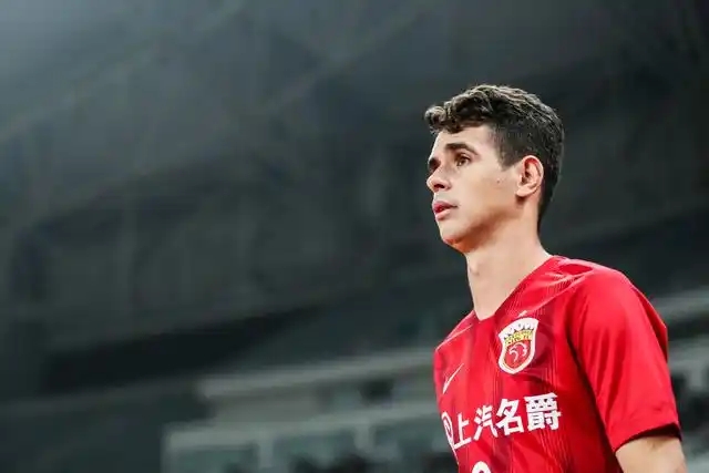 7年中超路，奥斯卡豪取1.85亿美元，背后财富密码大揭秘