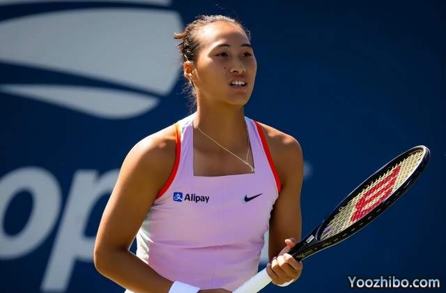 郑钦文掀翻前法网冠军：狂轰21记ACE，对手心态崩溃！中国5人晋级