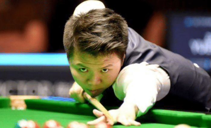 斯诺克中国4人遭淘汰！32岁名将挥霍3赛点崩盘，2人晋级决胜轮
