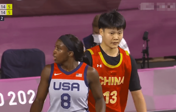 远投绝杀！美国队险胜中国迎五连胜，中国队4胜2负剑指奥运奖牌