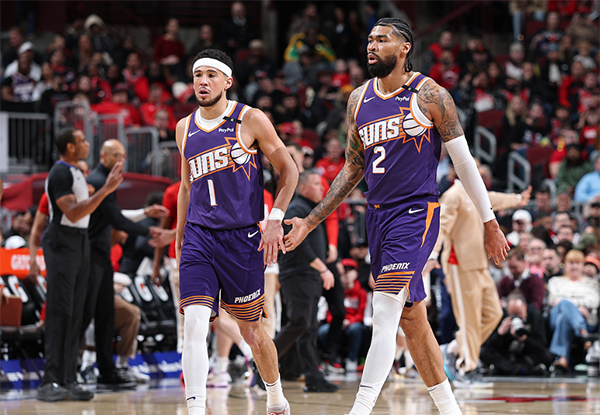 三巨头合砍81分！太阳绝境逆转公牛，终结四连败悬念拉满