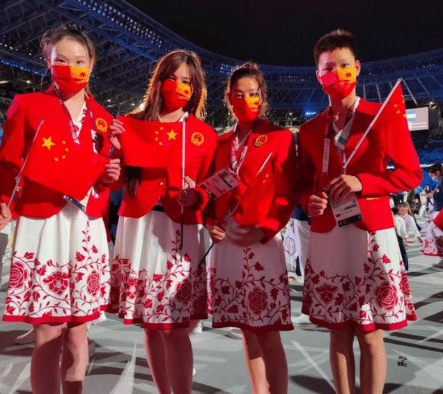 进7球丢11球！中国队负西班牙无缘4强，拼到最后一刻虽败犹荣