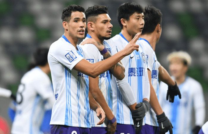 突发！5冠“中超队长”完成转会，27岁轰35球19助，签约冠军队4年