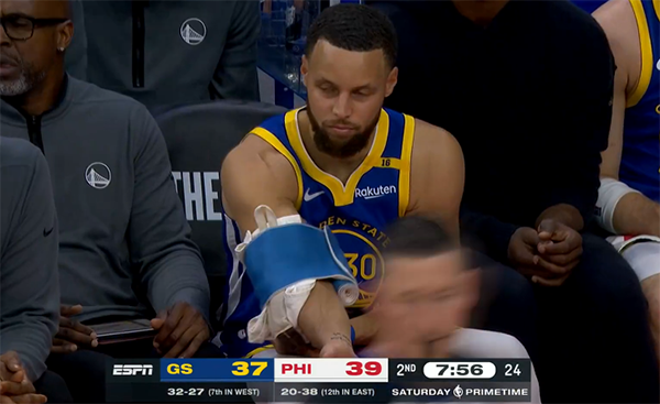 库里空砍29+13难救主！勇士爆冷输鱼腩，格林末节战犯级失误成转折点