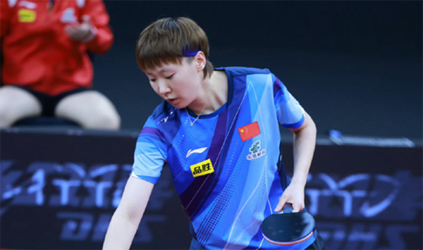 争议！王曼昱淘汰赛被摁替补席，球迷对比梁靖崑，直呼不公平体战收官，国乒拿下男团和女团两项冠军，女团横扫东道主韩国队，男团则是击败中国台北，上一届亚锦赛国乒没有参加，如今王者之师再度出征，重新捍卫荣誉。