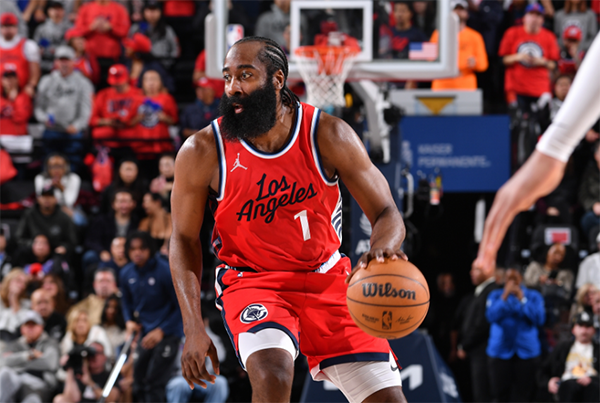 哈登小卡率快船四连客首战 誓向太阳三巨头讨回失利之仇