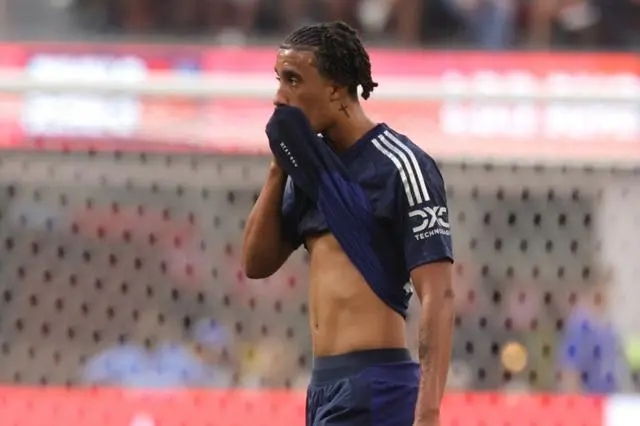 曼联试图隐瞒约罗伤情以影响转会谈判