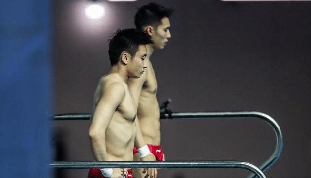 1.23分之差！陈艾森曹缘失误，戴利疯狂庆祝，郭晶晶目睹摘银