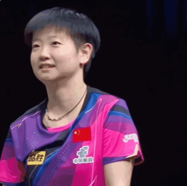 为何能逆转香港组合进决赛？看孙颖莎反应秒懂，她没忘记马龙叮嘱