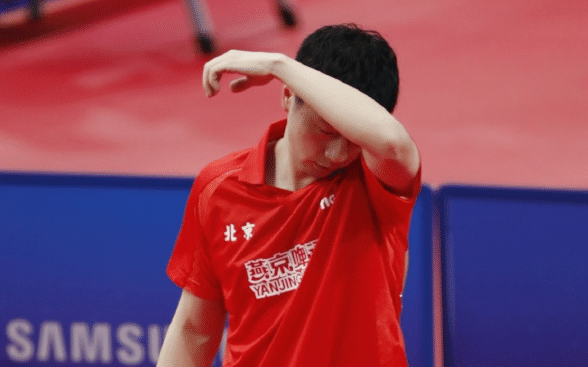 拒绝爆冷！马龙超级逆转获胜，连续挽救赛点，关键时刻太强了