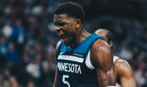 快船领先19分瞬间崩塌，森林狼逆转书写传奇