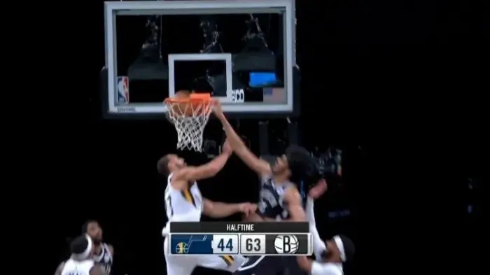 300万吊打亿元先生！篮网第3巨头不开心！或重现魔兽式悲剧！