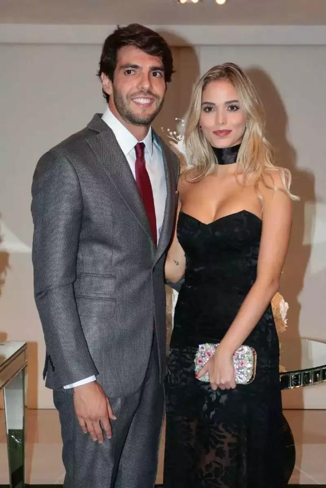 皇马名宿卡西和美女妻子离婚，数亿财产如何分割？媒体报道给出答案