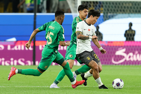 28年不胜之痛延续！国足18强赛遭沙特双杀，客场全败